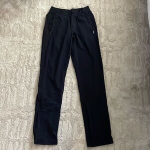 Lululemon black sweatpants size 6